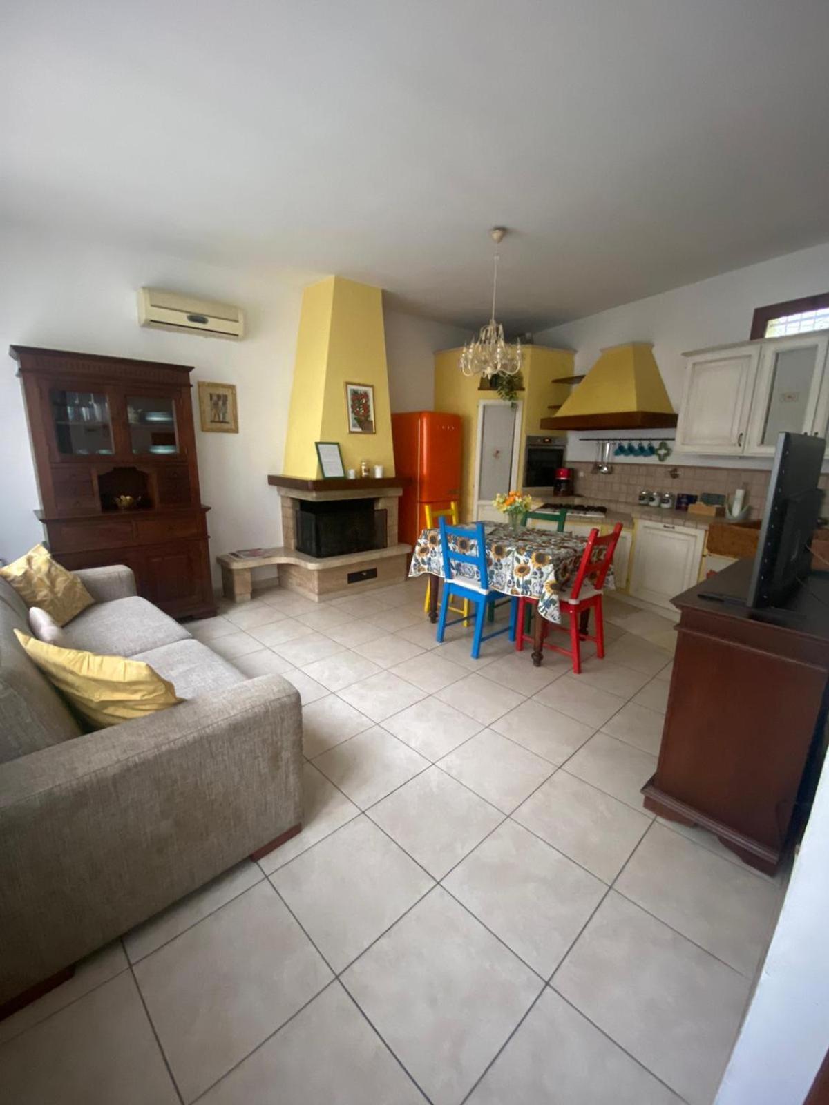 Appartamento Indipendente Con Giardino Fralu Firenze Bagian luar foto